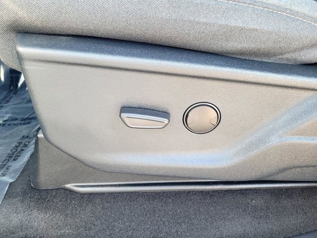 Certified 2025 Ford F150 XLT w/ Equipment Group 301A Standard image 11