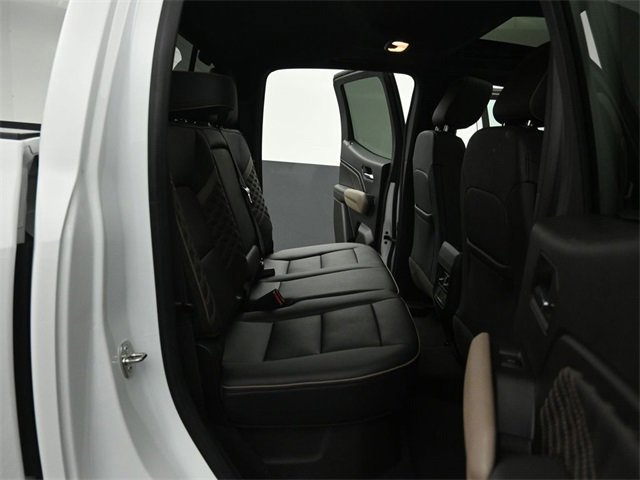 Used 2023 GMC Canyon Denali image 42