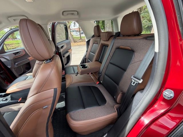 Certified 2025 Ford Bronco Sport Outer Banks w/ Outer Banks Tech Package+ AWD/4WD image 25