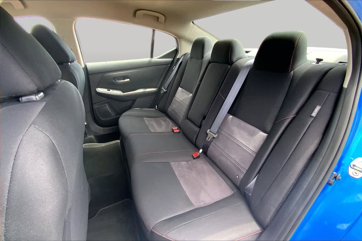 Used 2025 Nissan Sentra SR w/ Midnight Edition FWD image 21