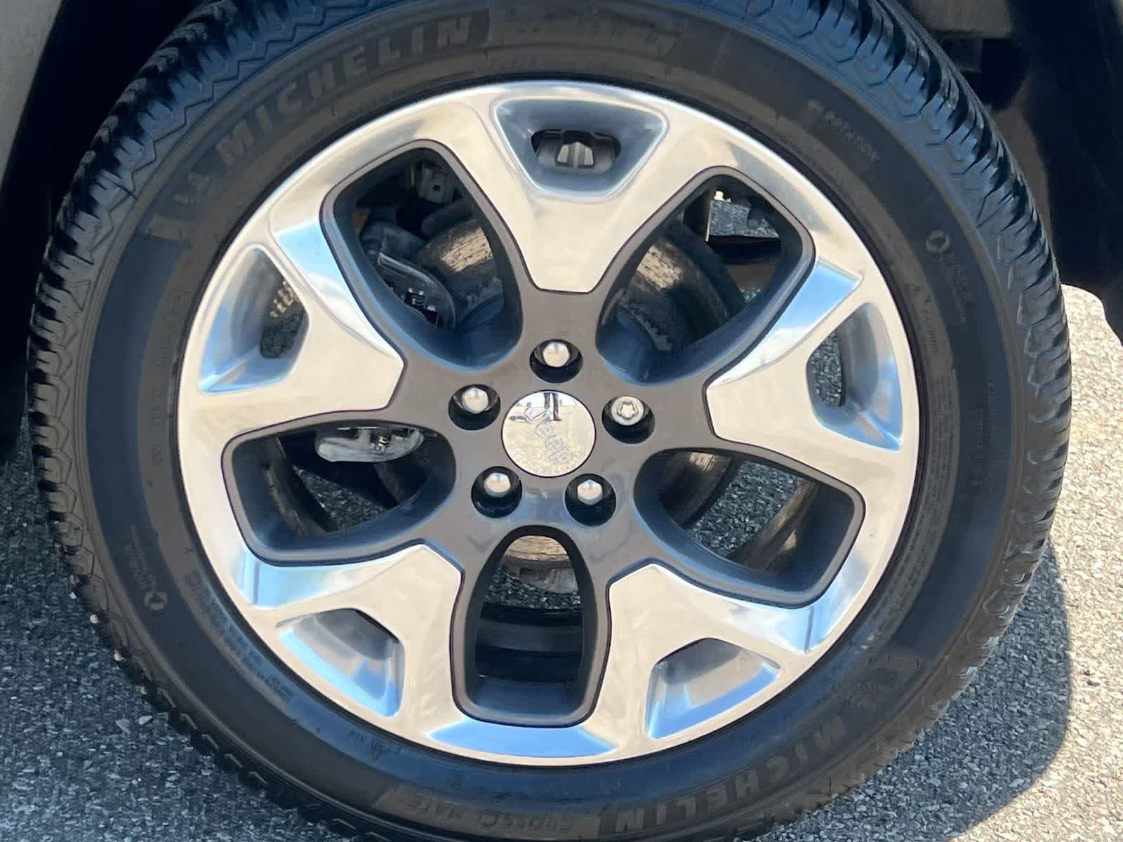 Used 2018 Jeep Compass Limited AWD/4WD image 14