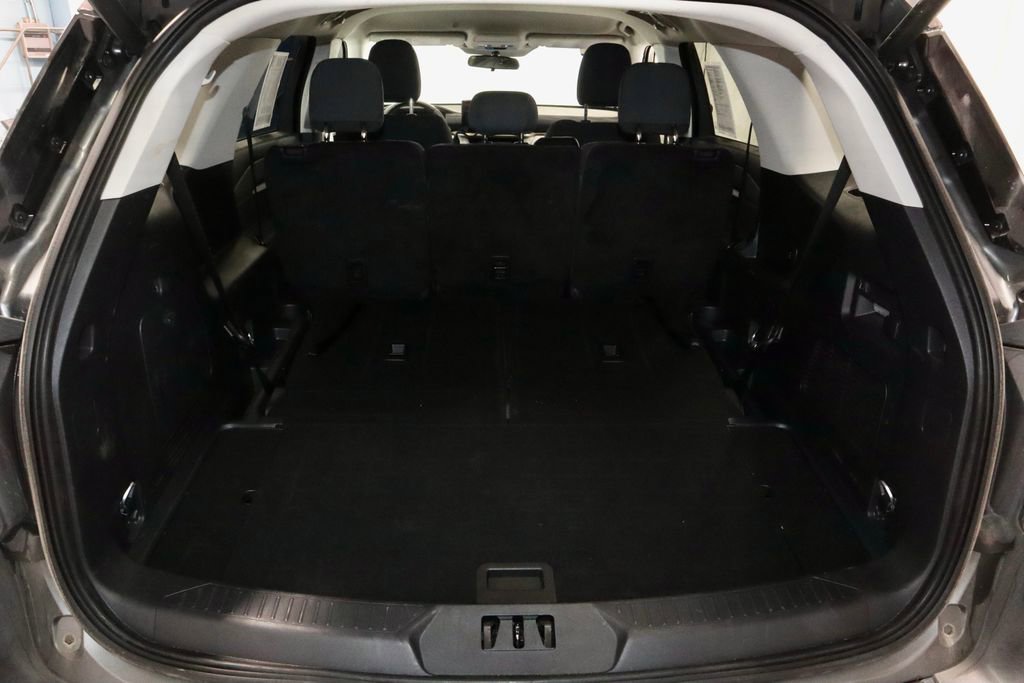 Certified 2025 Ford Explorer Active AWD/4WD image 14
