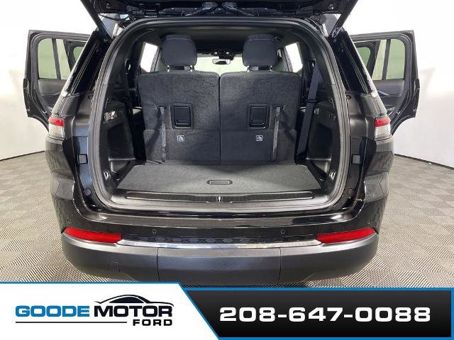 Used 2024 Jeep Grand Cherokee L Laredo w/ Luxury Tech Group I AWD/4WD image 21