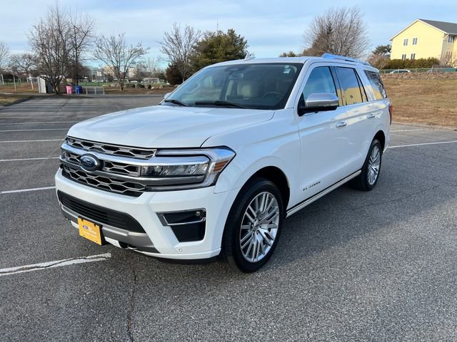 Certified 2023 Ford Expedition Platinum image 2