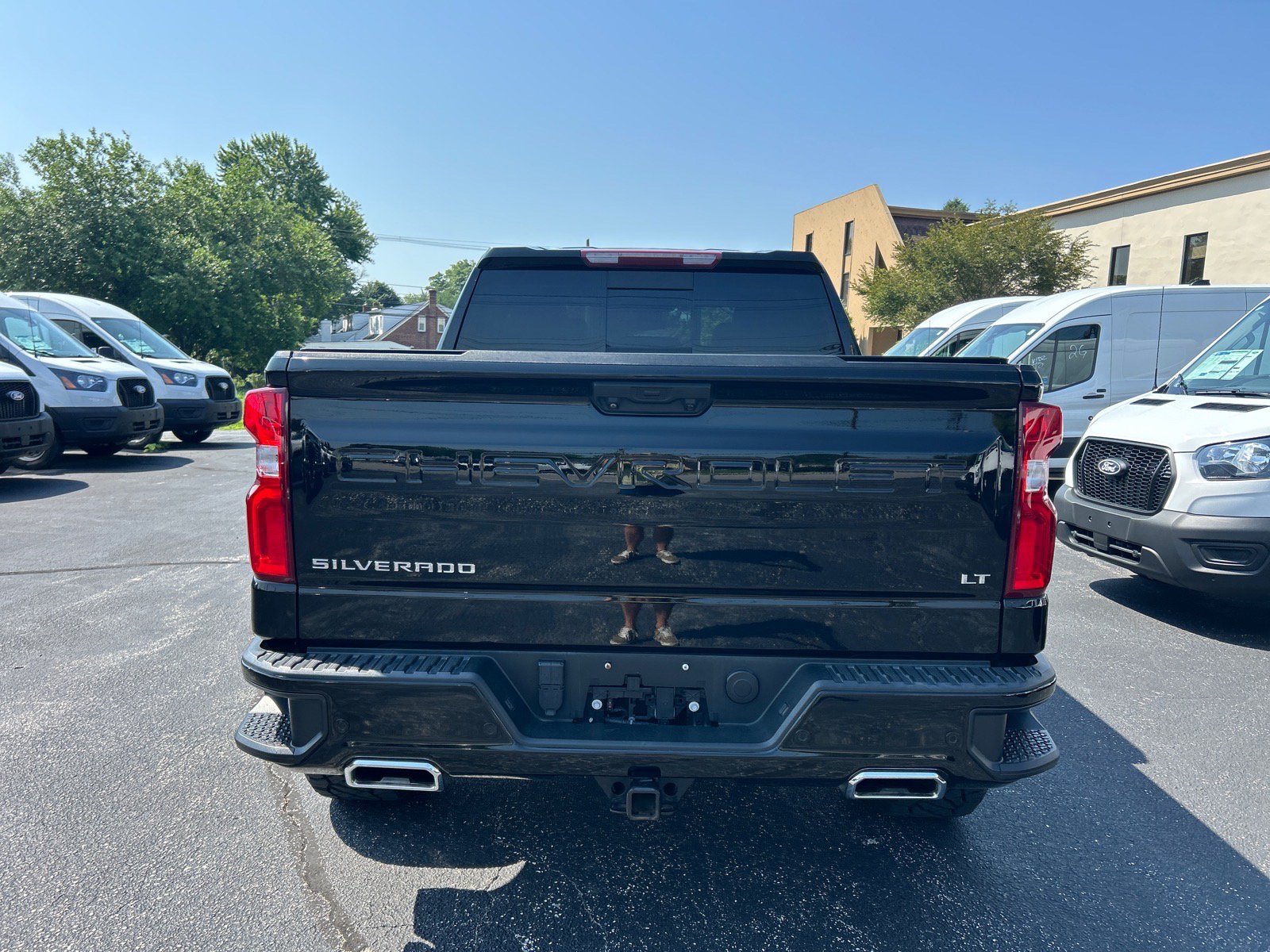 Used 2022 Chevrolet Silverado 1500 LT Trail Boss w/ LT Trail Boss Premium Package AWD/4WD image 12