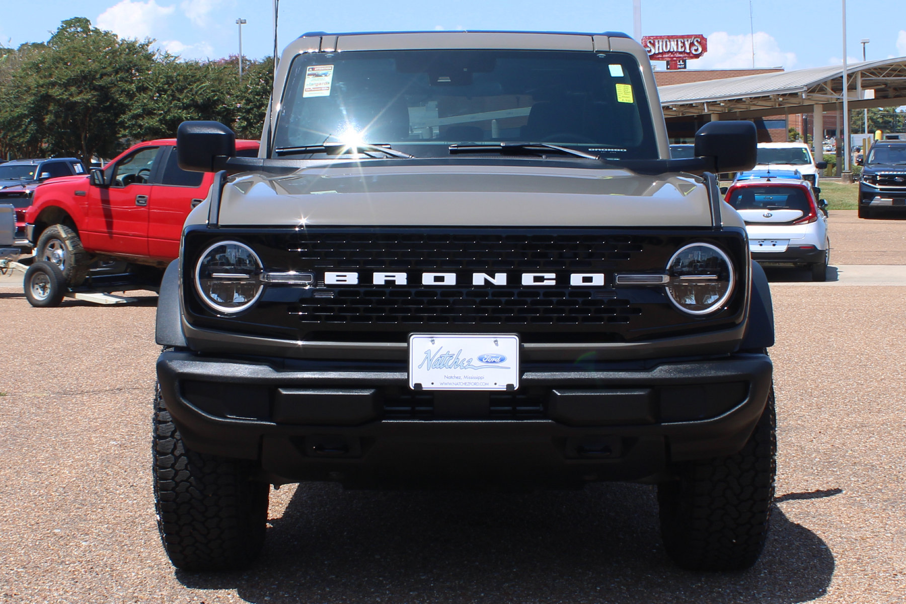 Certified 2025 Ford Bronco Big Bend AWD/4WD image 2