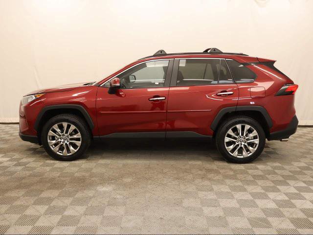 Used 2021 Toyota RAV4 Limited FWD image 3