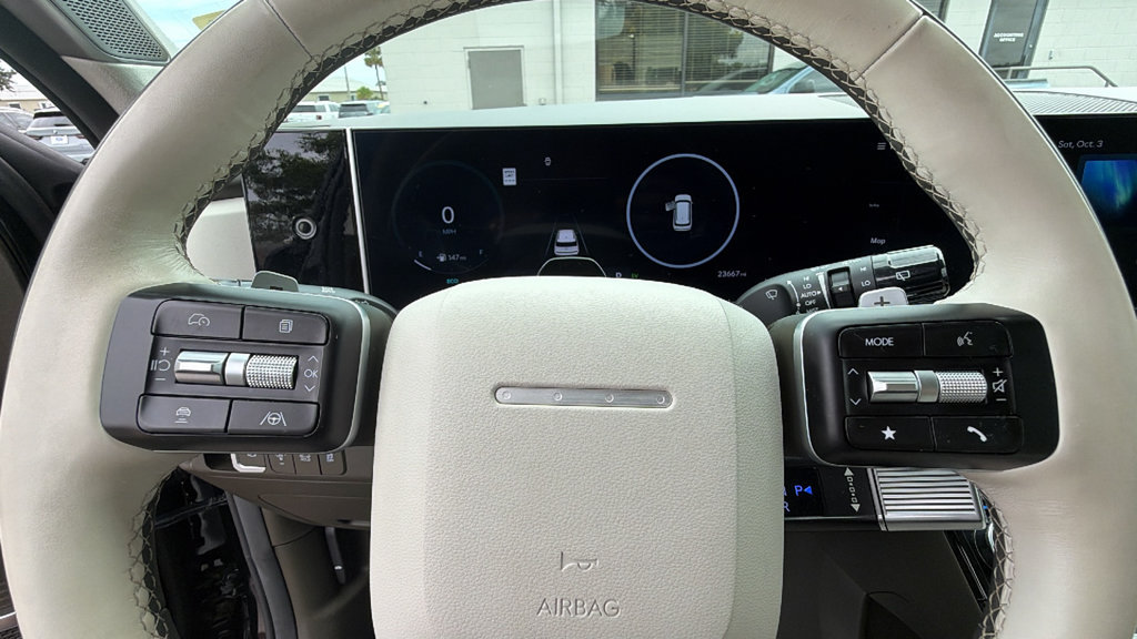 Used 2025 Hyundai Santa Fe Calligraphy FWD image 17