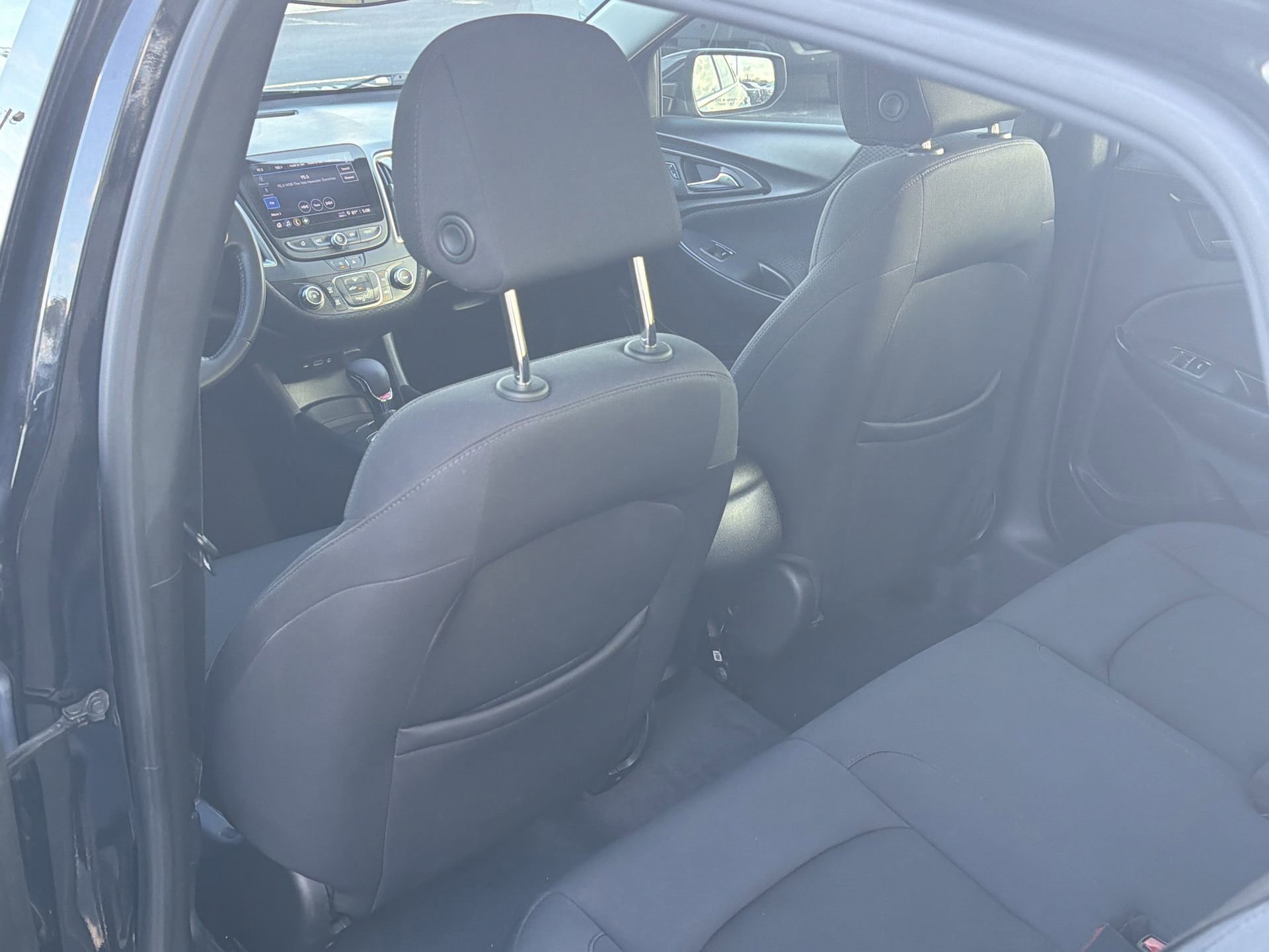 Used 2022 Chevrolet Malibu RS image 25