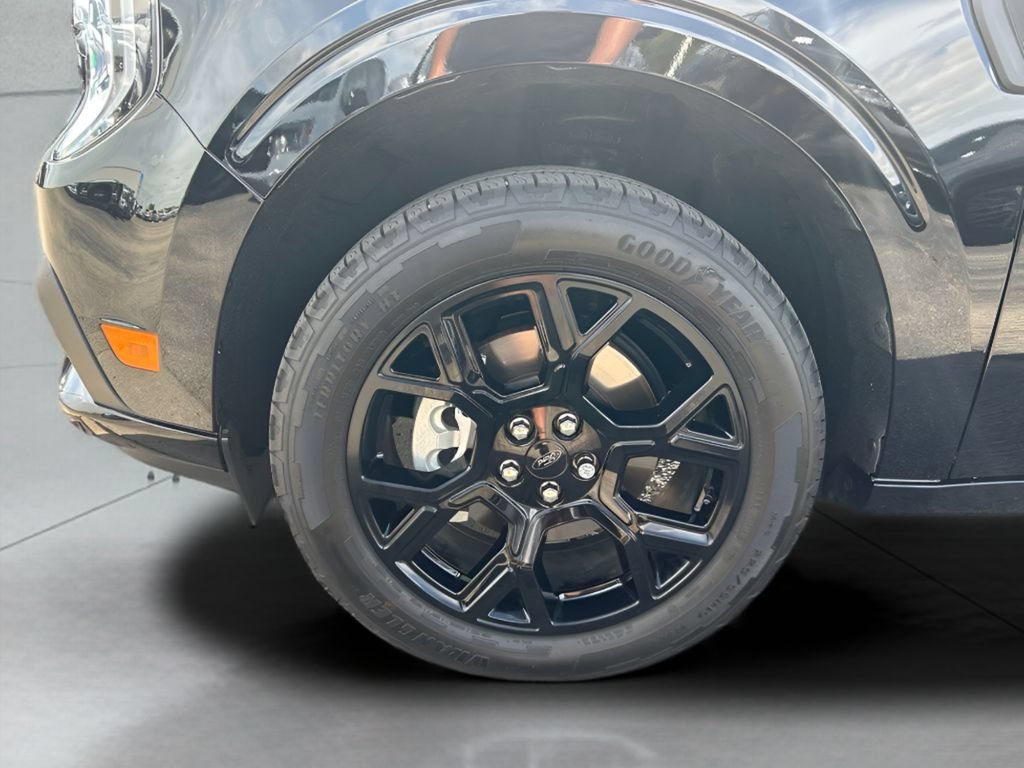 Certified 2025 Ford Maverick Lobo AWD/4WD image 27