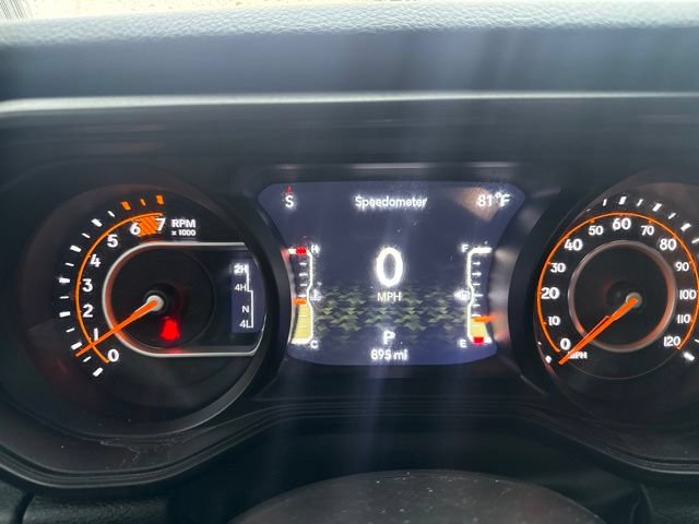 Used 2025 Jeep Wrangler Unlimited Sport AWD/4WD image 16