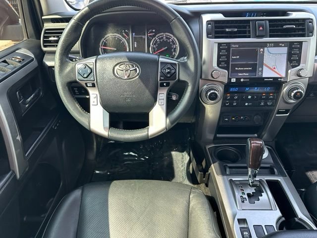 Used 2022 Toyota 4Runner Limited AWD/4WD image 14