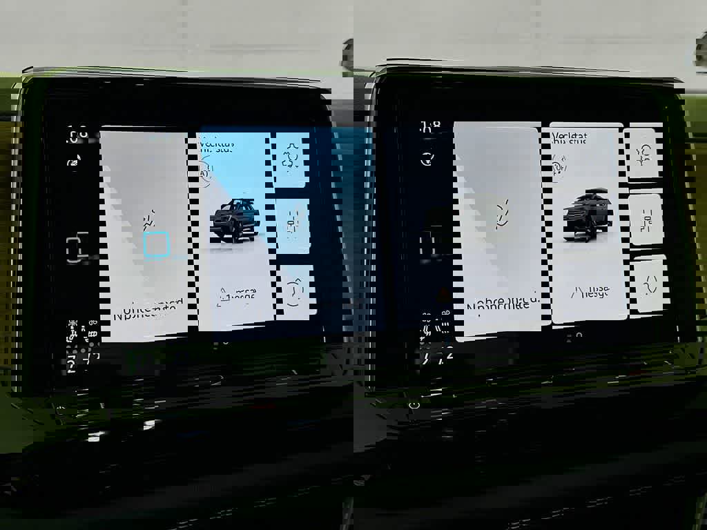 Used 2025 Volkswagen Atlas SE image 17