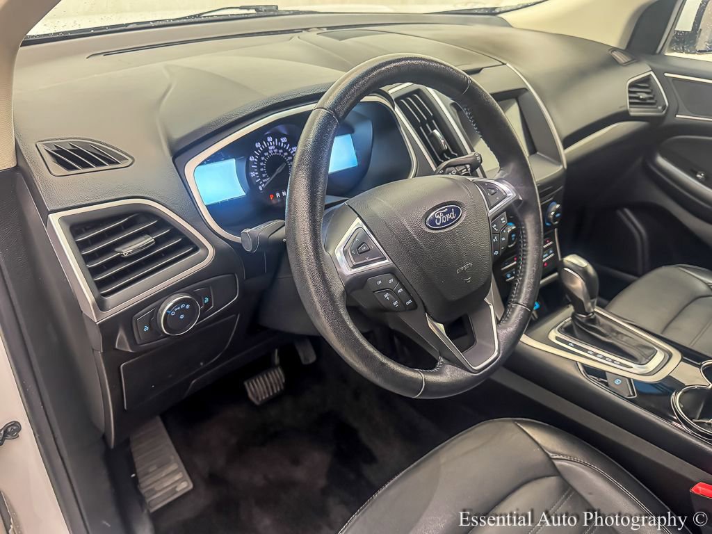 Certified 2018 Ford Edge SEL w/ Equipment Group 201A image 11