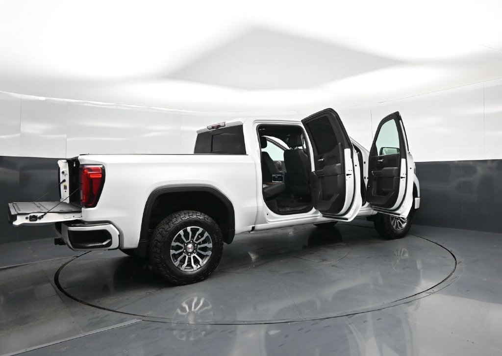 Used 2021 GMC Sierra 1500 AT4 w/ AT4 Value Package AWD/4WD image 6
