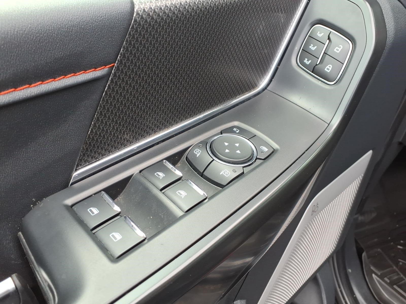 Certified 2025 Ford F150 Raptor AWD/4WD image 14