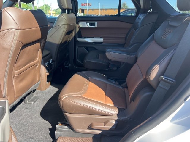 Certified 2021 Ford Explorer King Ranch w/ Premium Technology Package image 26