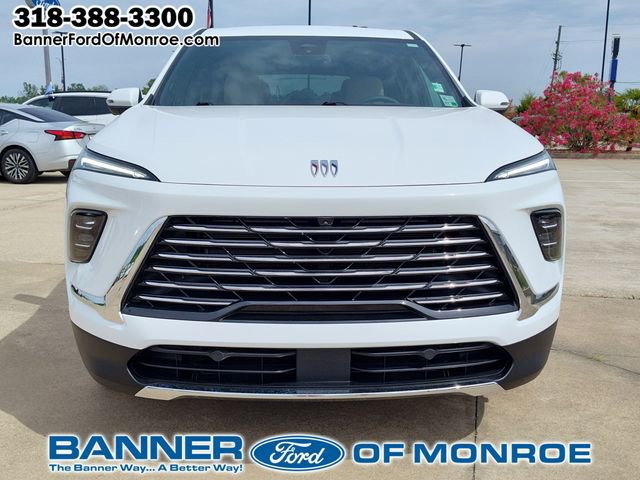 Used 2025 Buick Enclave Preferred w/ Power Package FWD image 12
