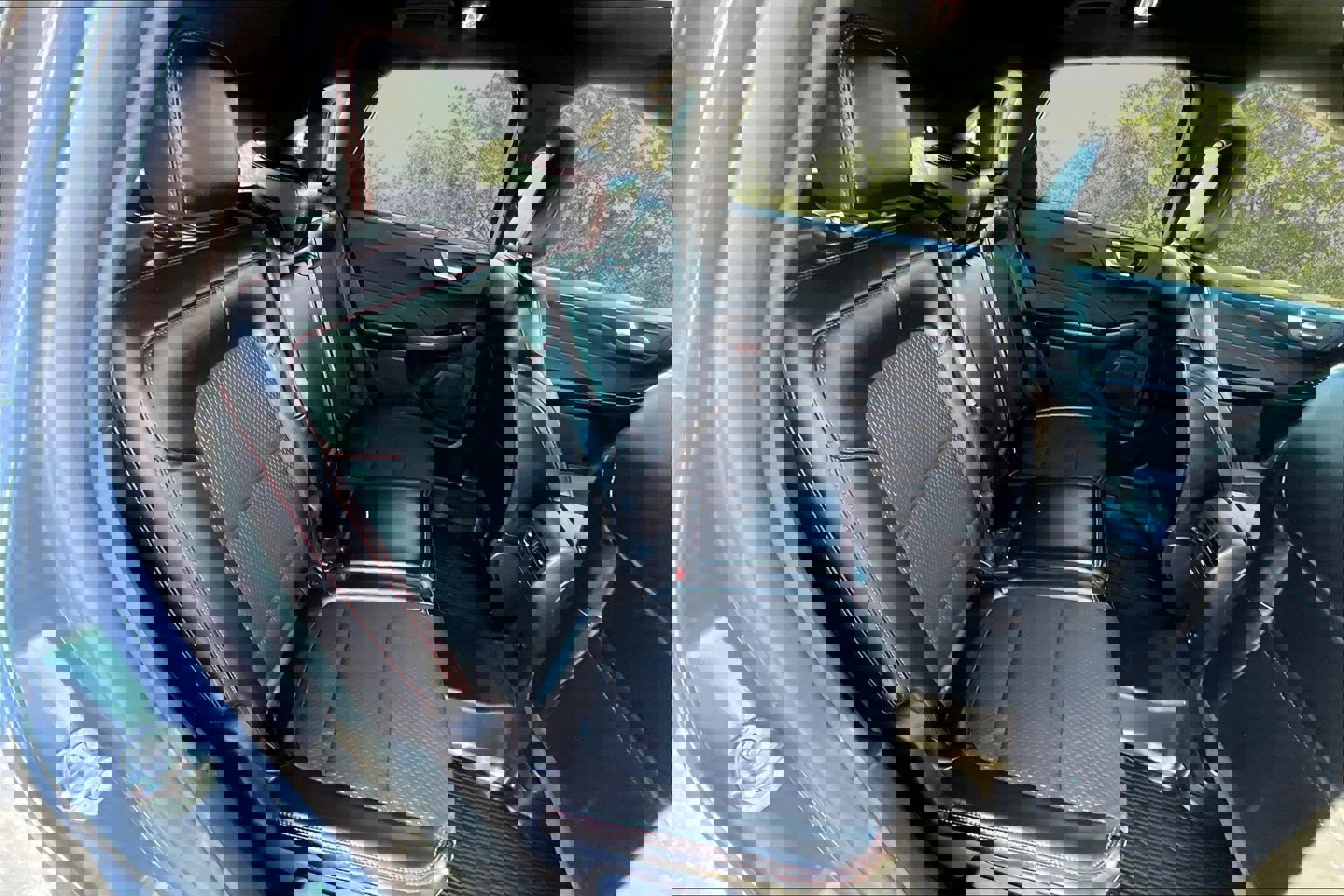 Certified 2025 Ford Escape ST-Line Elite image 27