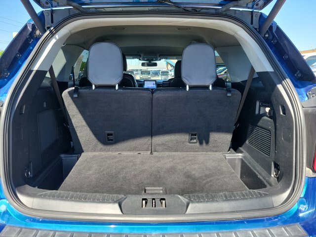 Certified 2022 Ford Explorer Limited w/ Equipment Group 301A AWD/4WD image 9