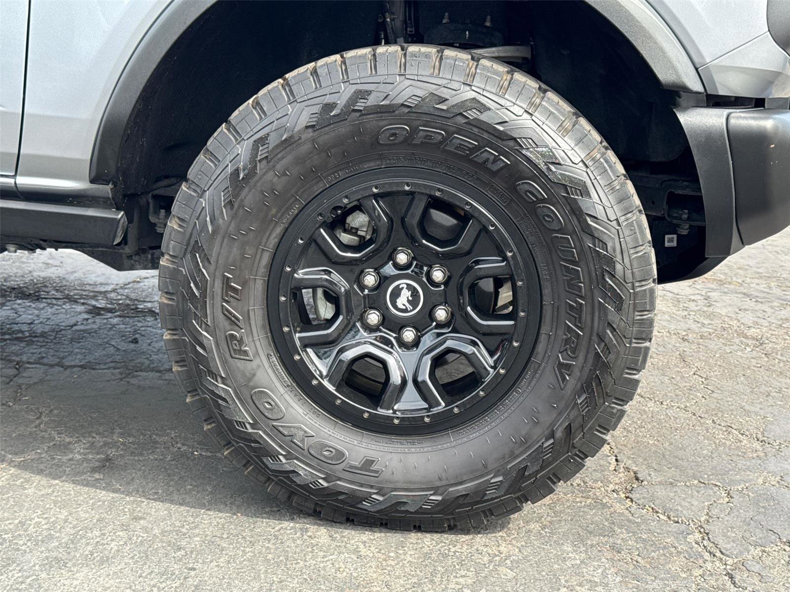 Certified 2022 Ford Bronco Badlands w/ Sasquatch Package AWD/4WD image 10