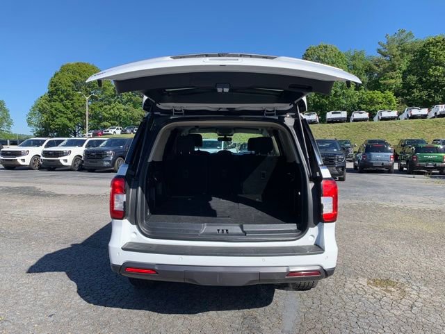 Certified 2024 Ford Expedition XLT AWD/4WD image 8