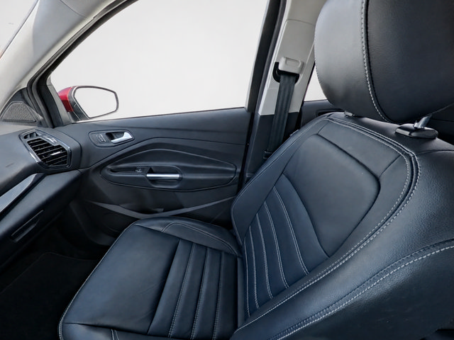 Certified 2019 Ford Escape Titanium AWD/4WD image 12