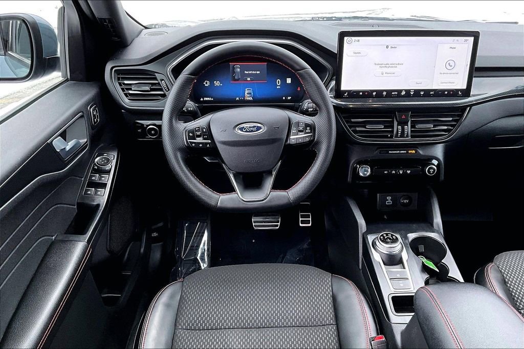 Certified 2023 Ford Escape ST-Line Select w/ Tech Pack #2 image 5