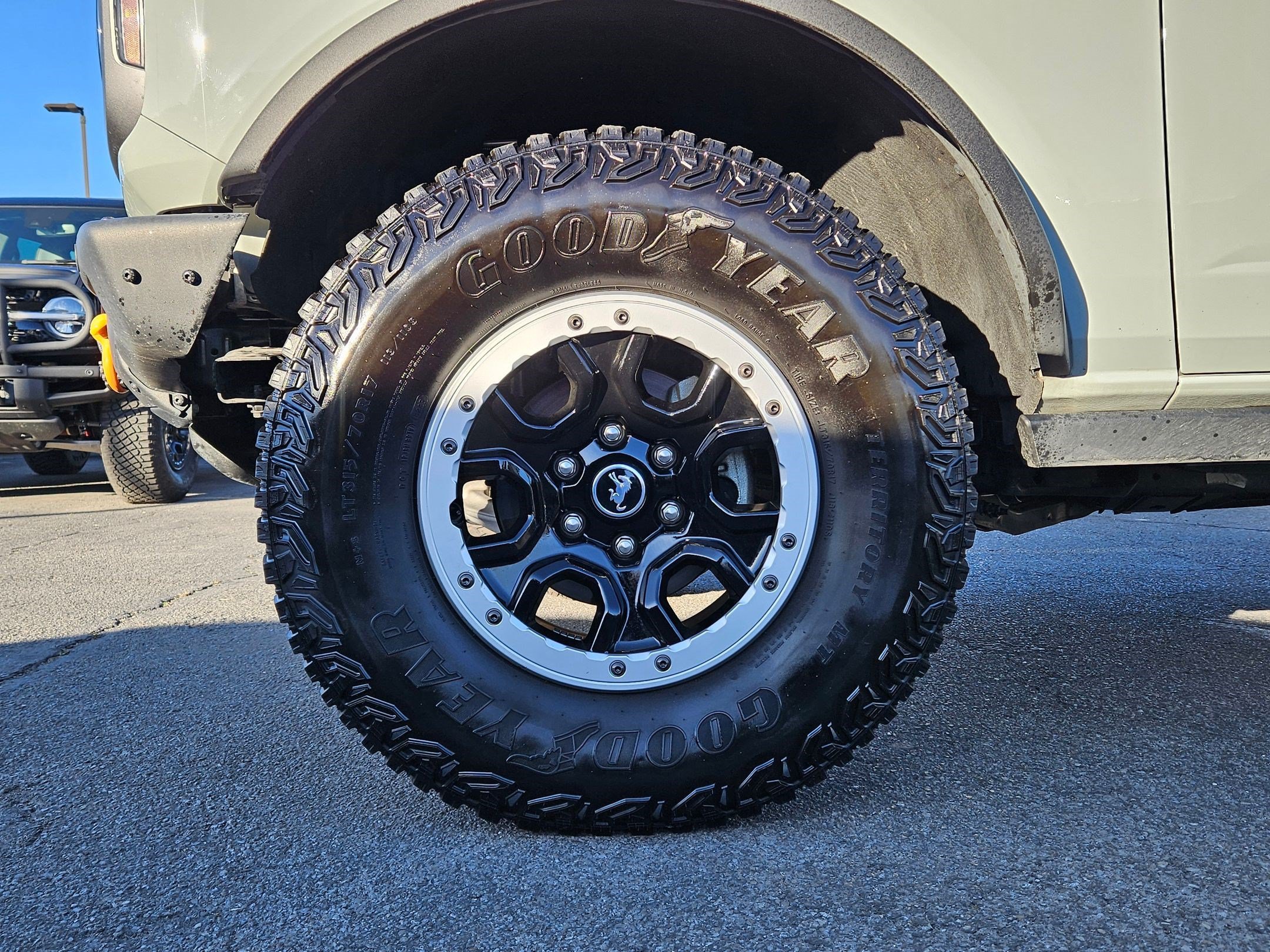 Certified 2024 Ford Bronco Badlands AWD/4WD image 13