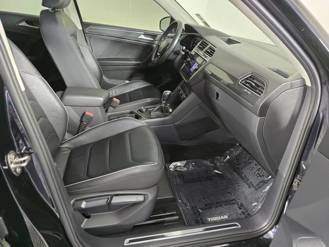 Used 2019 Volkswagen Tiguan SEL Premium AWD/4WD image 11