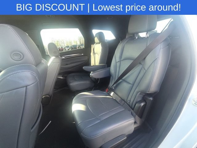 Used 2024 Buick Enclave Premium FWD image 24