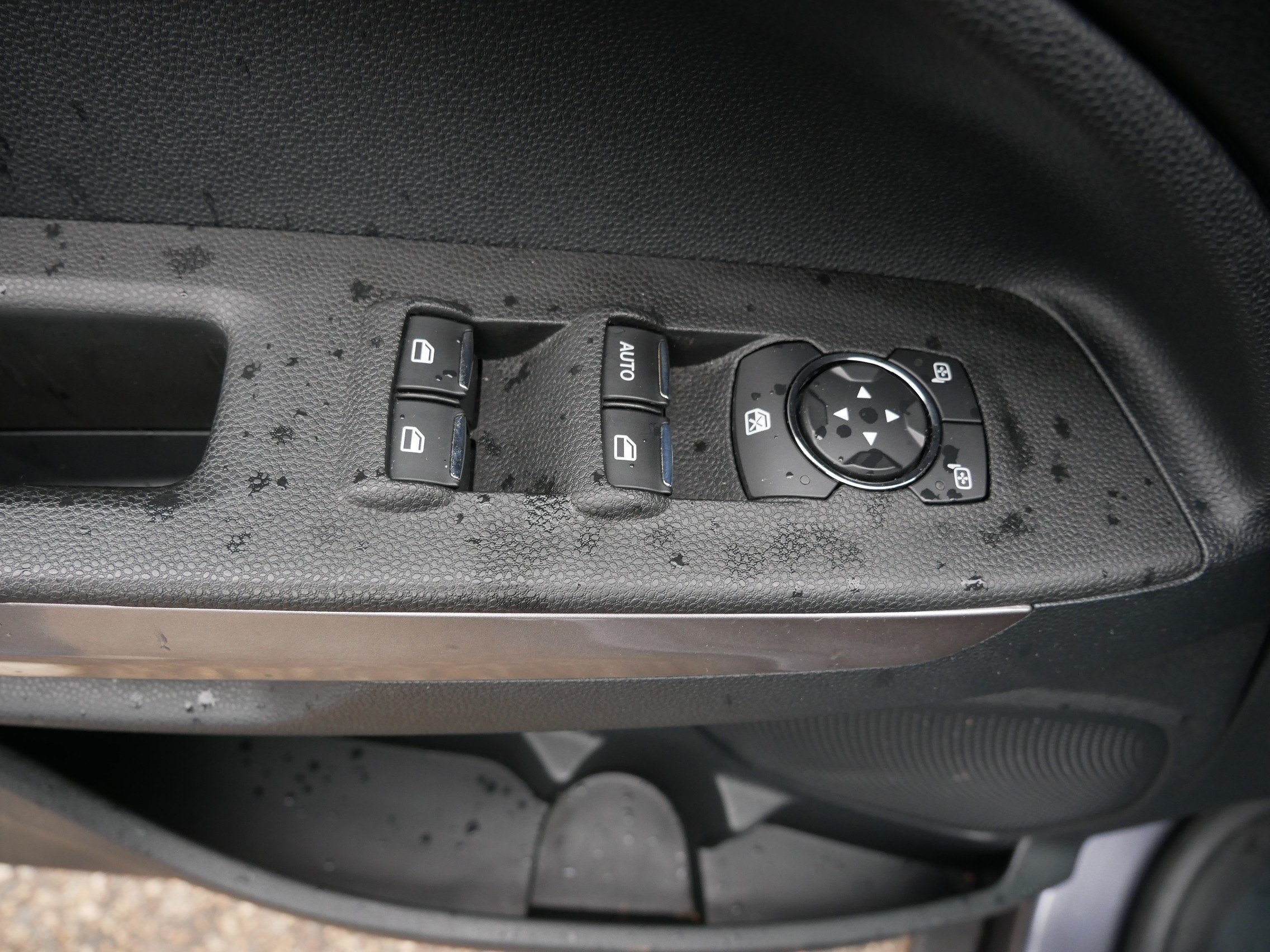 Certified 2019 Ford EcoSport SE w/ SE Convenience Package FWD image 20