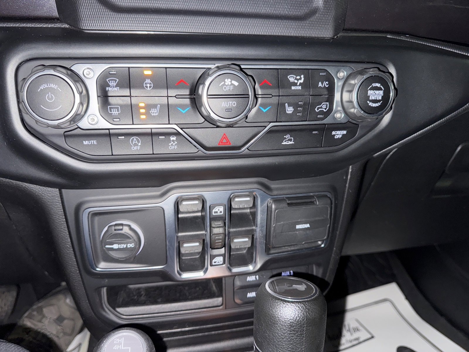 Used 2021 Jeep Wrangler Unlimited Sport image 29