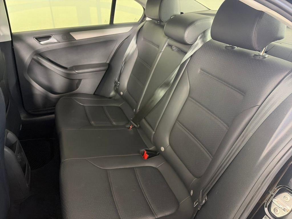 Used 2018 Volkswagen Jetta SE image 13