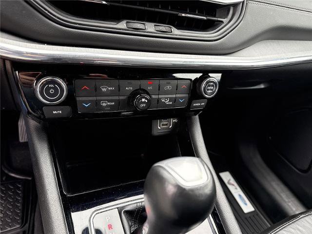 Used 2022 Jeep Compass Limited image 14