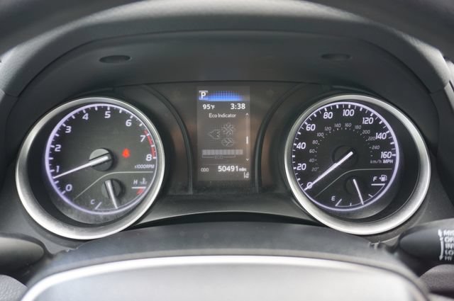Used 2021 Toyota Camry LE FWD image 8