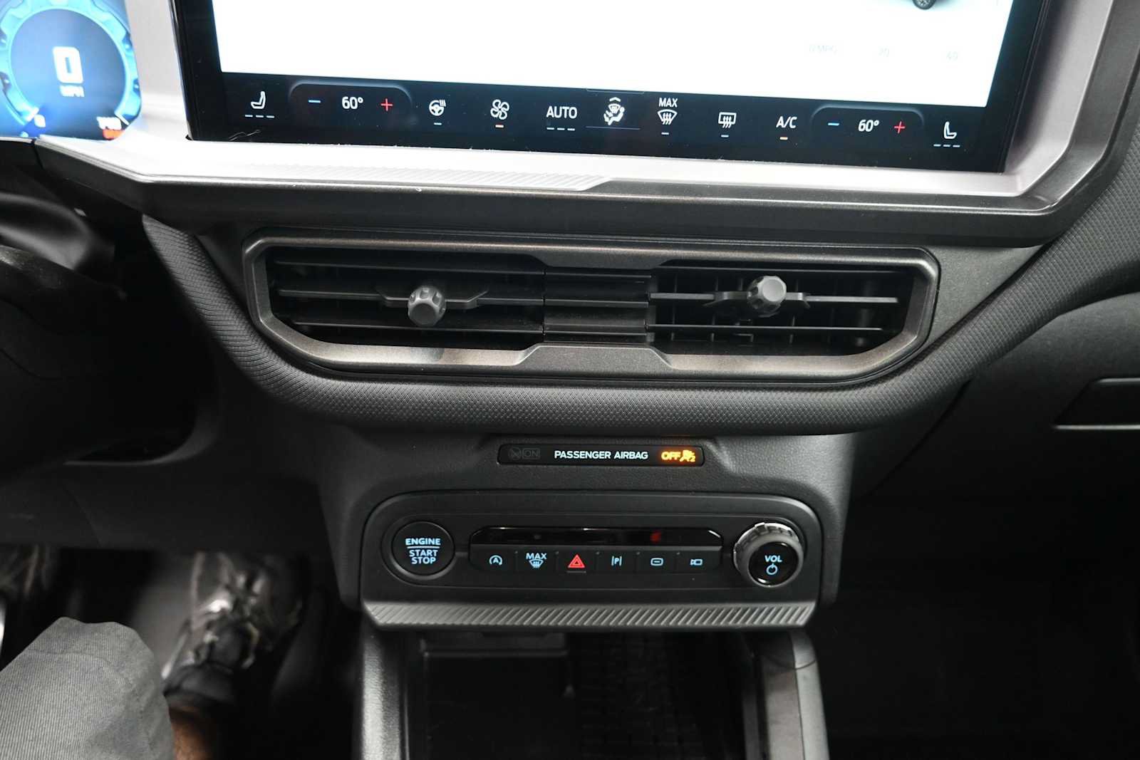 Certified 2025 Ford Bronco Sport Badlands w/ Badlands Tech Package AWD/4WD image 40