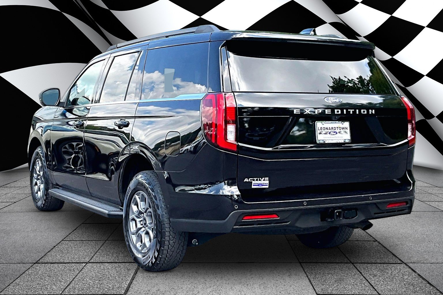 Certified 2025 Ford Expedition Active RWD image 12