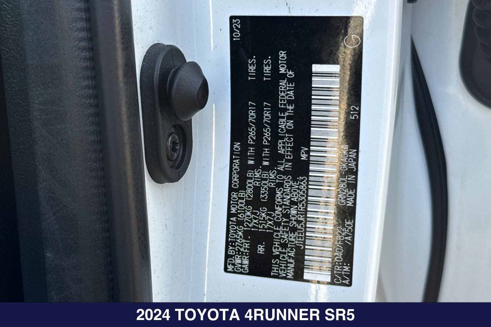 Used 2024 Toyota 4Runner SR5 RWD image 33