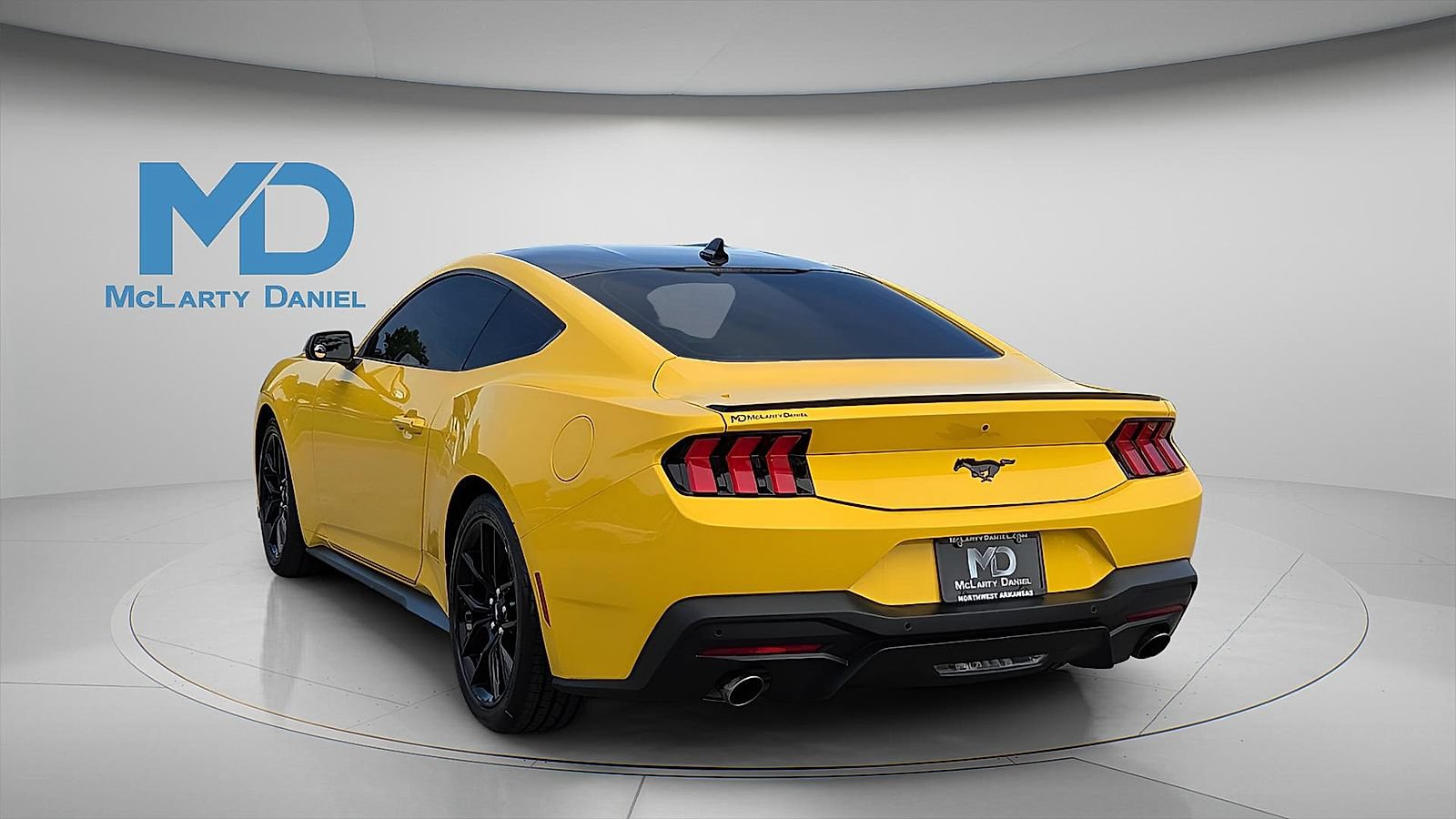 Certified 2024 Ford Mustang Coupe RWD image 4