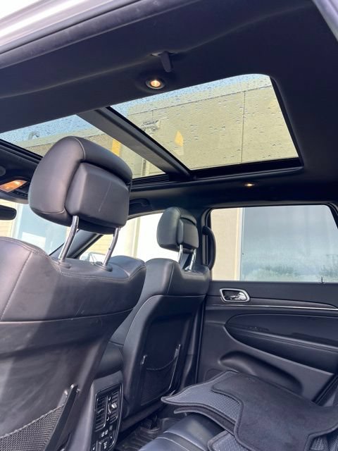 Used 2018 Jeep Grand Cherokee Limited w/ Luxury Group II AWD/4WD image 5