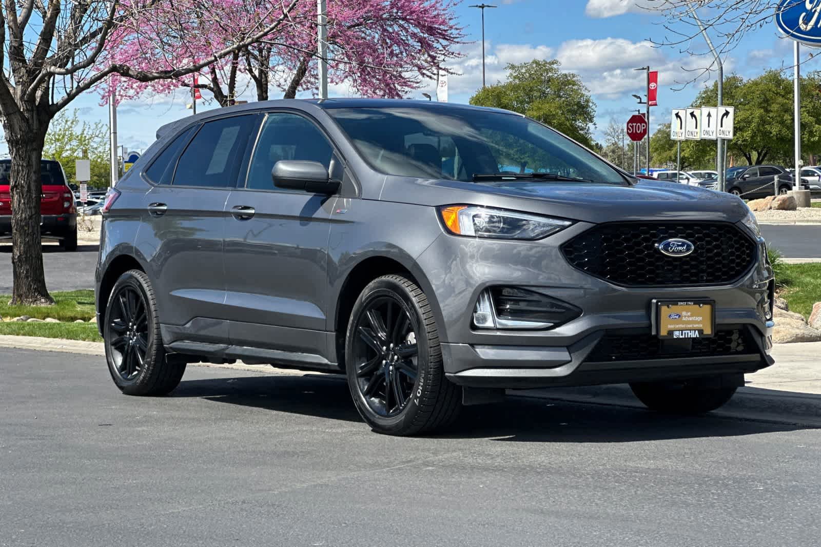 Certified 2022 Ford Edge ST-Line AWD/4WD image 7