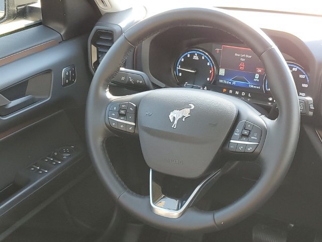 Certified 2024 Ford Bronco Sport Outer Banks w/ Tech Package AWD/4WD image 32