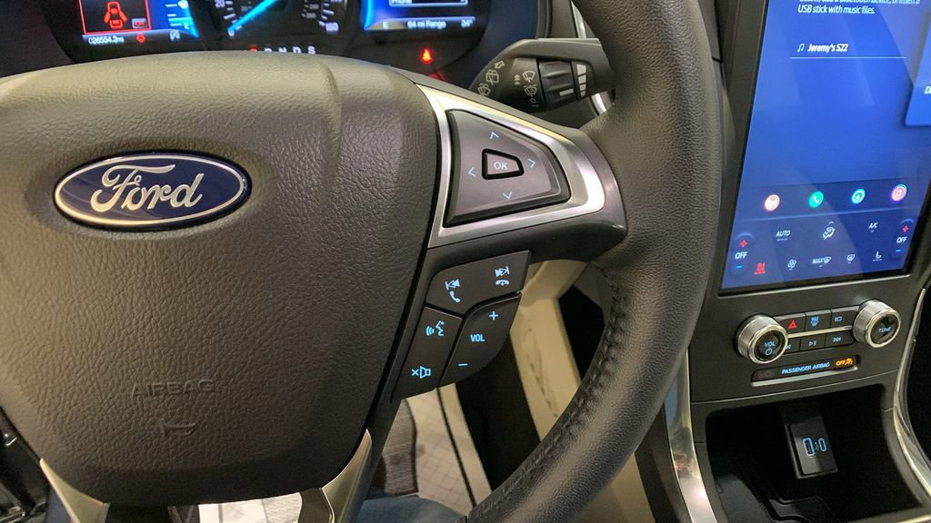 Certified 2023 Ford Edge Titanium w/ Equipment Group 301A image 38