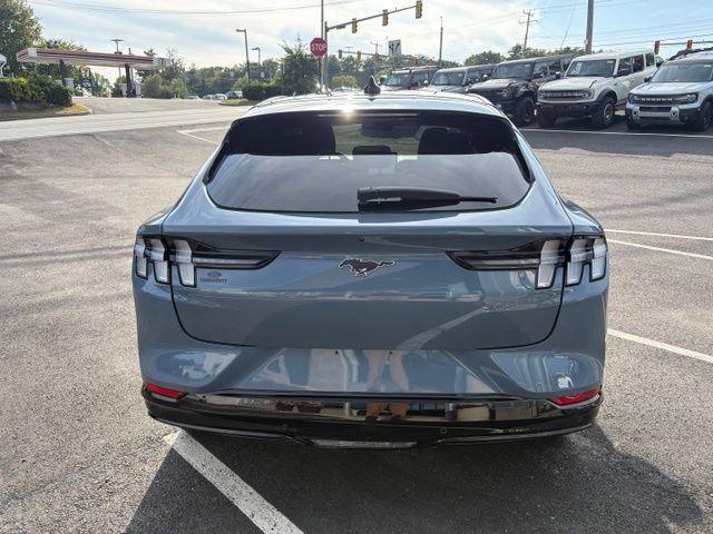 Certified 2023 Ford Mustang Mach-E Premium AWD/4WD image 4