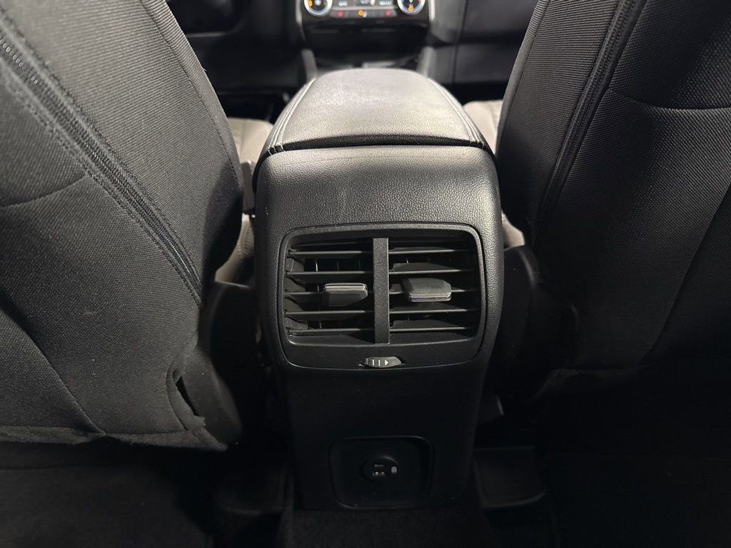 Certified 2022 Ford Escape SE w/ Cold Weather Package image 30