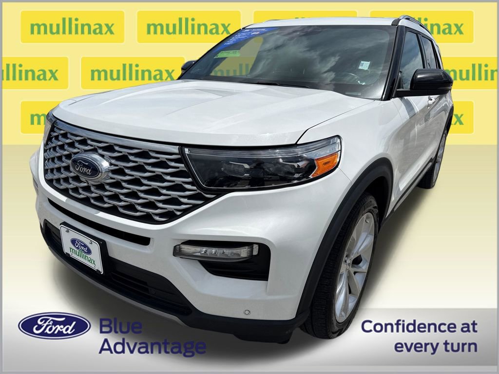 Certified 2022 Ford Explorer Platinum w/ Equipment Group 601A AWD/4WD image 11