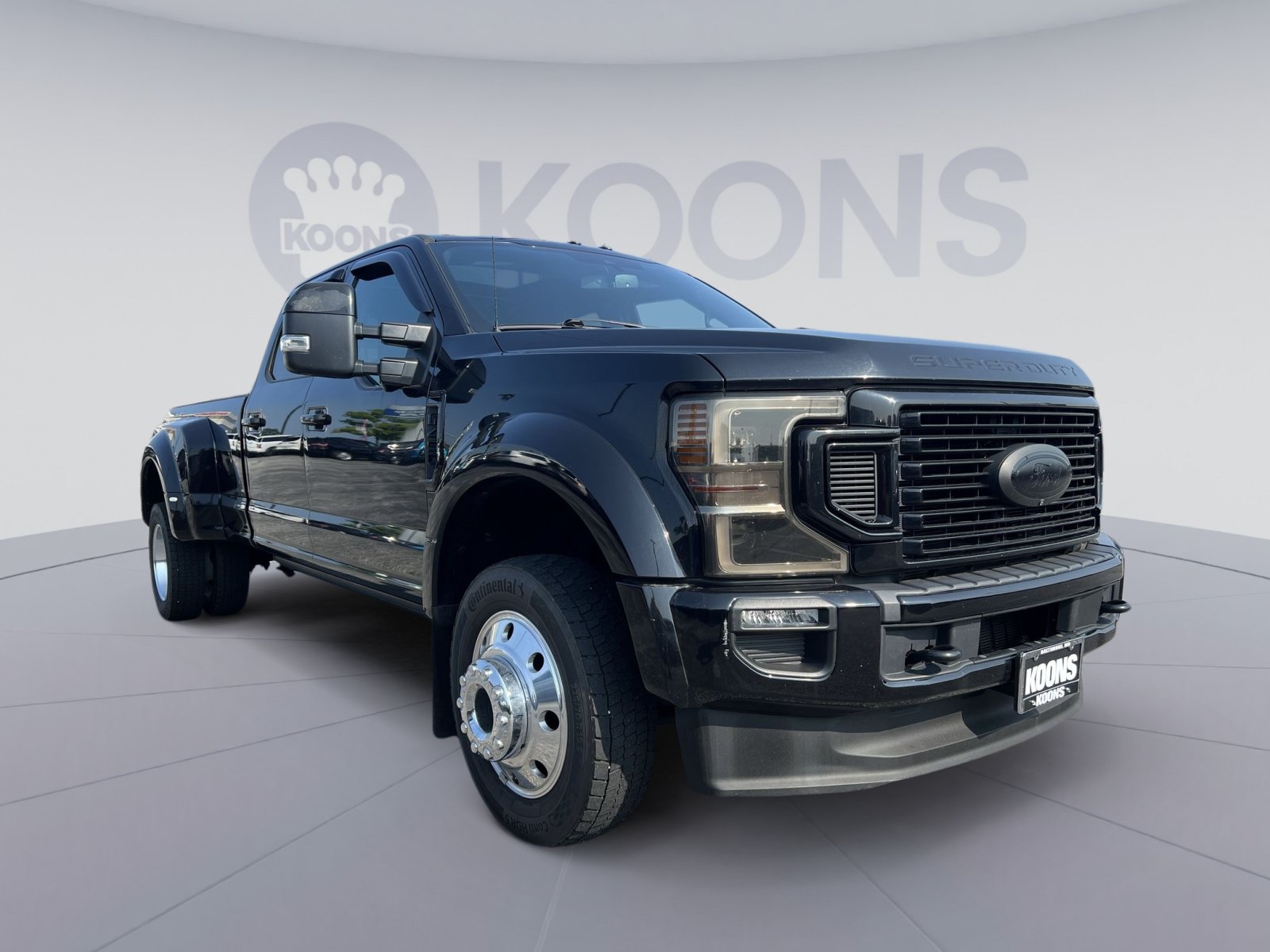 Certified 2020 Ford F450 Platinum w/ FX4 Off-Road Package AWD/4WD image 18