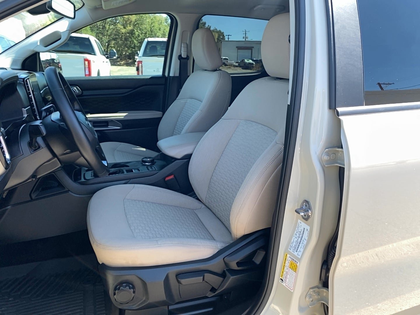 Certified 2025 Ford Ranger XLT AWD/4WD image 11