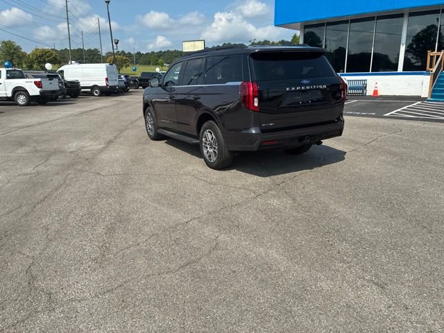 Certified 2025 Ford Expedition Active AWD/4WD image 37